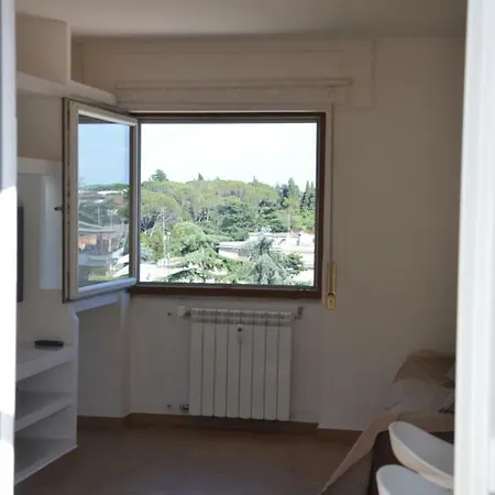 Panoramic Penthouse With Views Over Rom